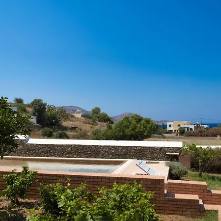 Kokkali Villa *