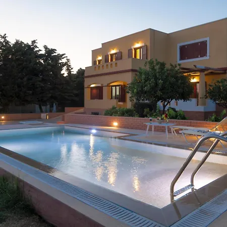 Kokkali Villa *